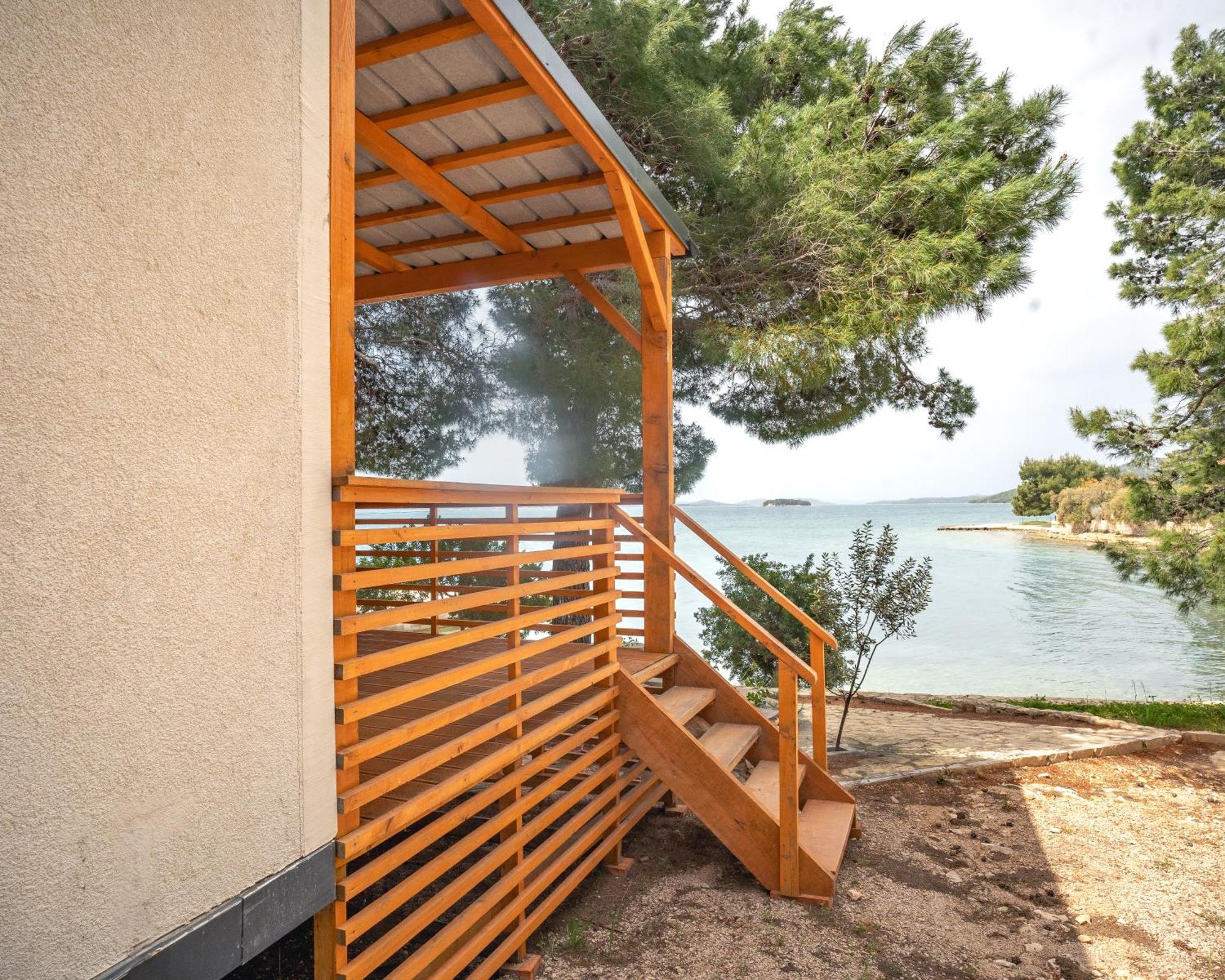 Mediteran Travel Mobile Homes Miran Pirovac Exterior photo